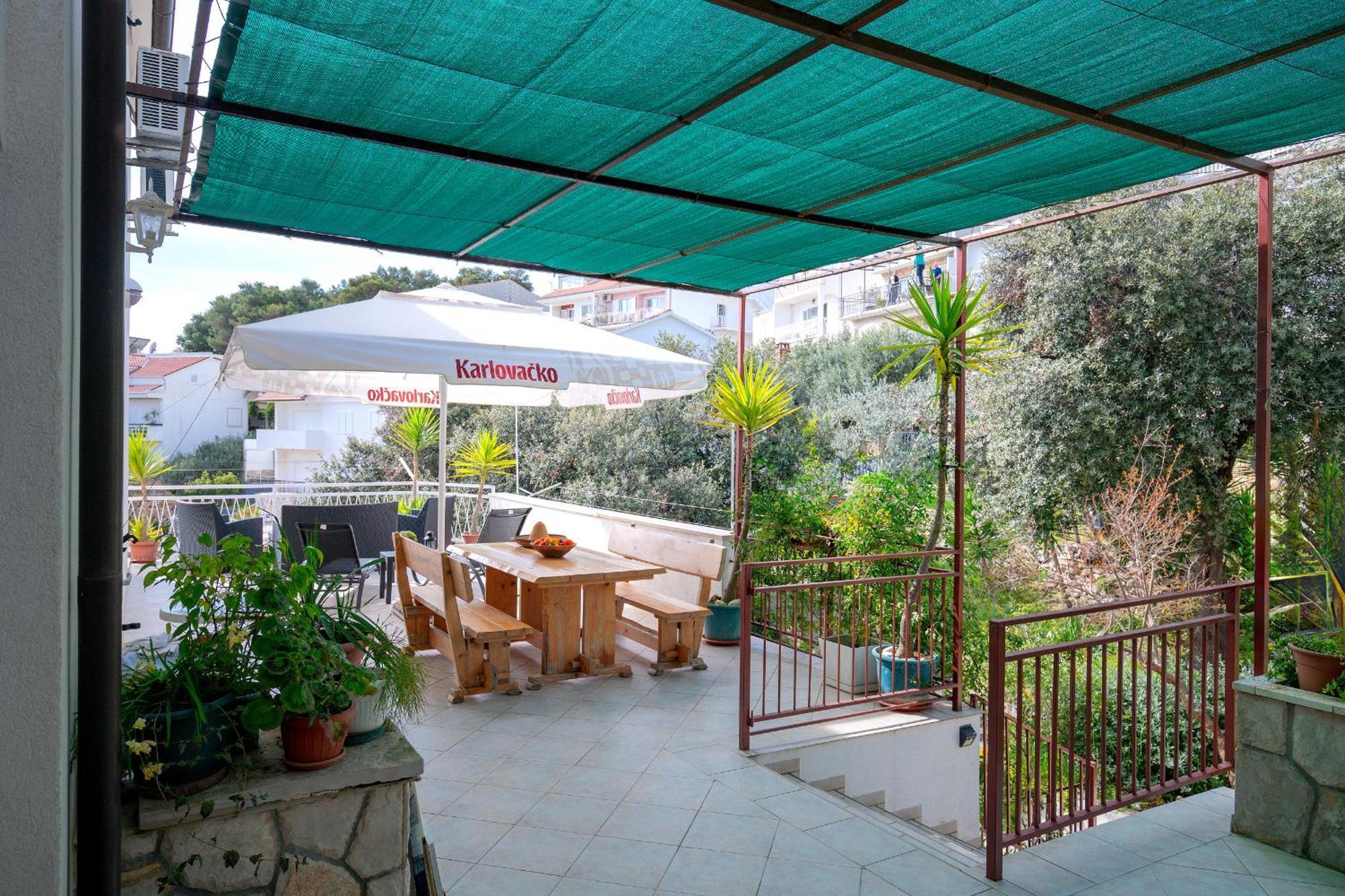 Apartments Lucic هفار المظهر الخارجي الصورة